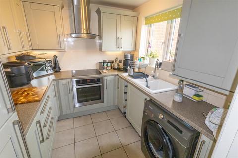3 Ajax Close, Stubbington, Fareham, PO14 2SH