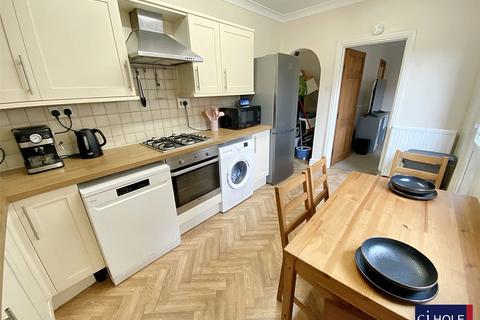 3 bedroom semi-detached house for sale, Lonsdale Road, Longlevens, Gloucester, GL2