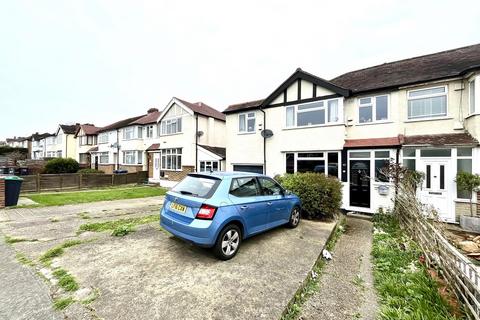 43 Bridge Road, Chessington, KT9 2RX