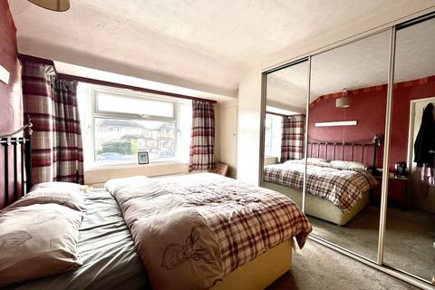 43 Bridge Road, Chessington, KT9 2RX