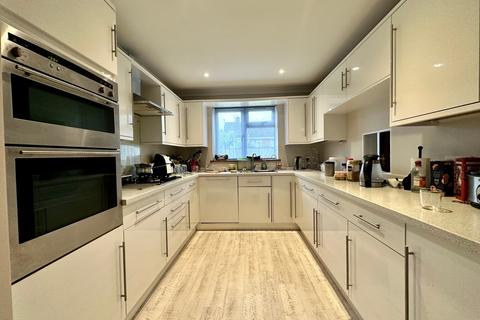 3 bedroom chalet for sale, Parsonage Way, Exeter EX5