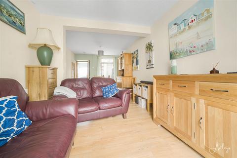 3 bedroom terraced house for sale, Miers Street, St. Thomas, Swansea