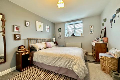 2 bedroom apartment for sale, Oakhayes Road, Exeter EX5