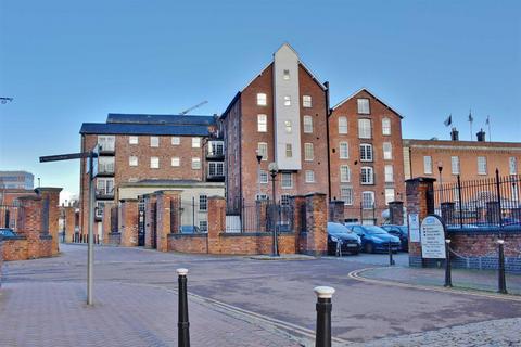 undefined, Pridays Mill, Gloucester Docks
