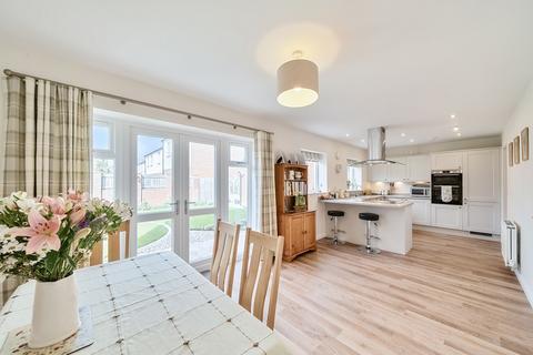 32 Thomas Drive, Killinghall, Harrogate, HG3 2FA