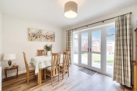 32 Thomas Drive, Killinghall, Harrogate, HG3 2FA