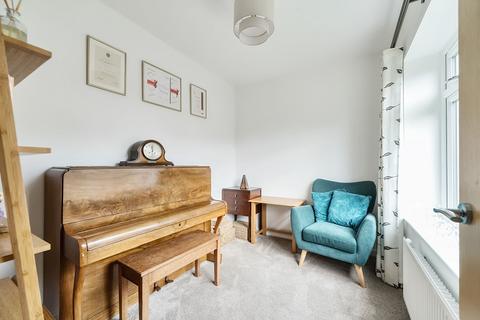 32 Thomas Drive, Killinghall, Harrogate, HG3 2FA