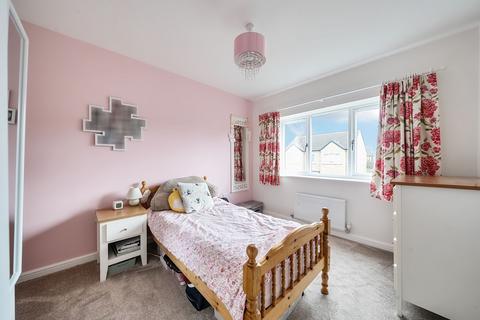 32 Thomas Drive, Killinghall, Harrogate, HG3 2FA