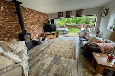 3 bedroom semi-detached bungalow for sale, Norton Lane, Earlswood