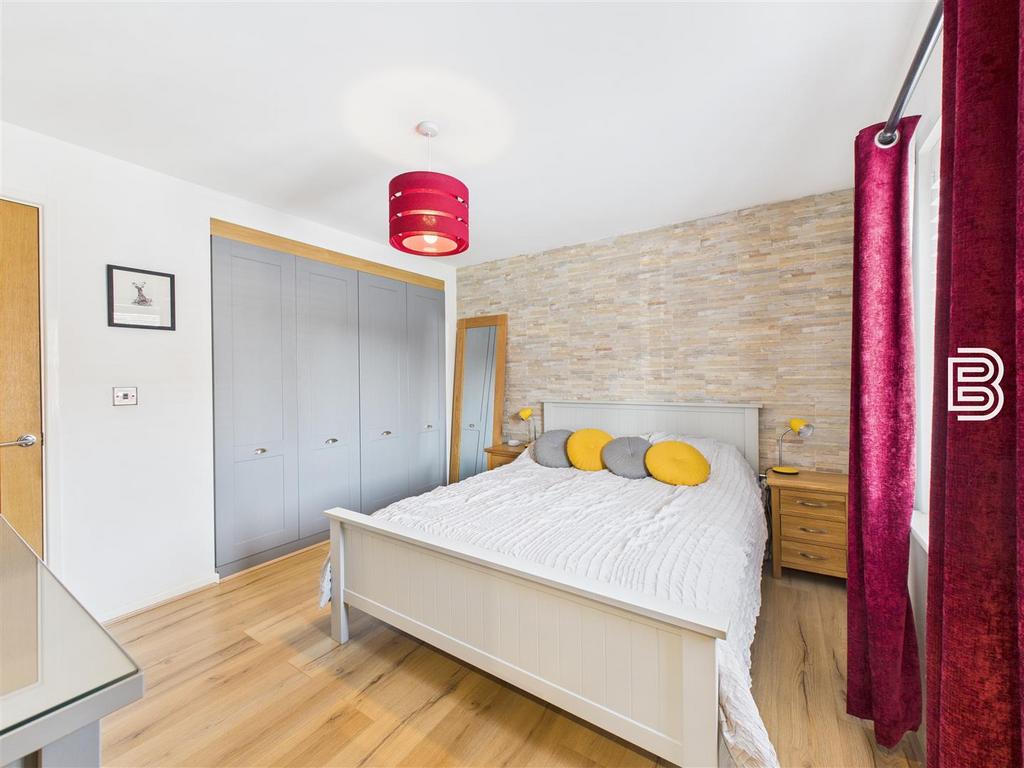 Bedroom 1 (1)
