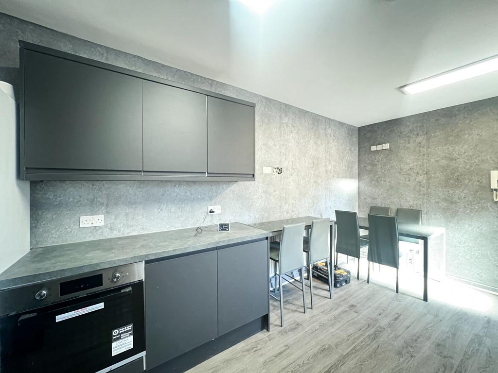 Malta Rd E10