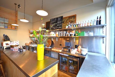 Shop to rent, Churchfield Road, Acton W3 6AY