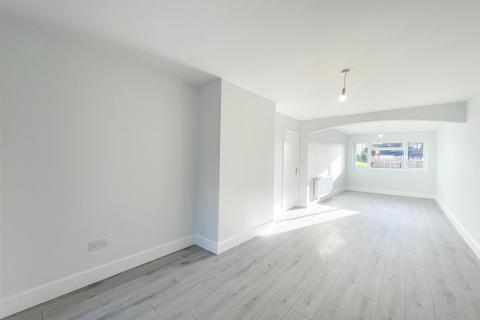 22 Biddenden Way, Istead Rise, Gravesend, DA13 9DF