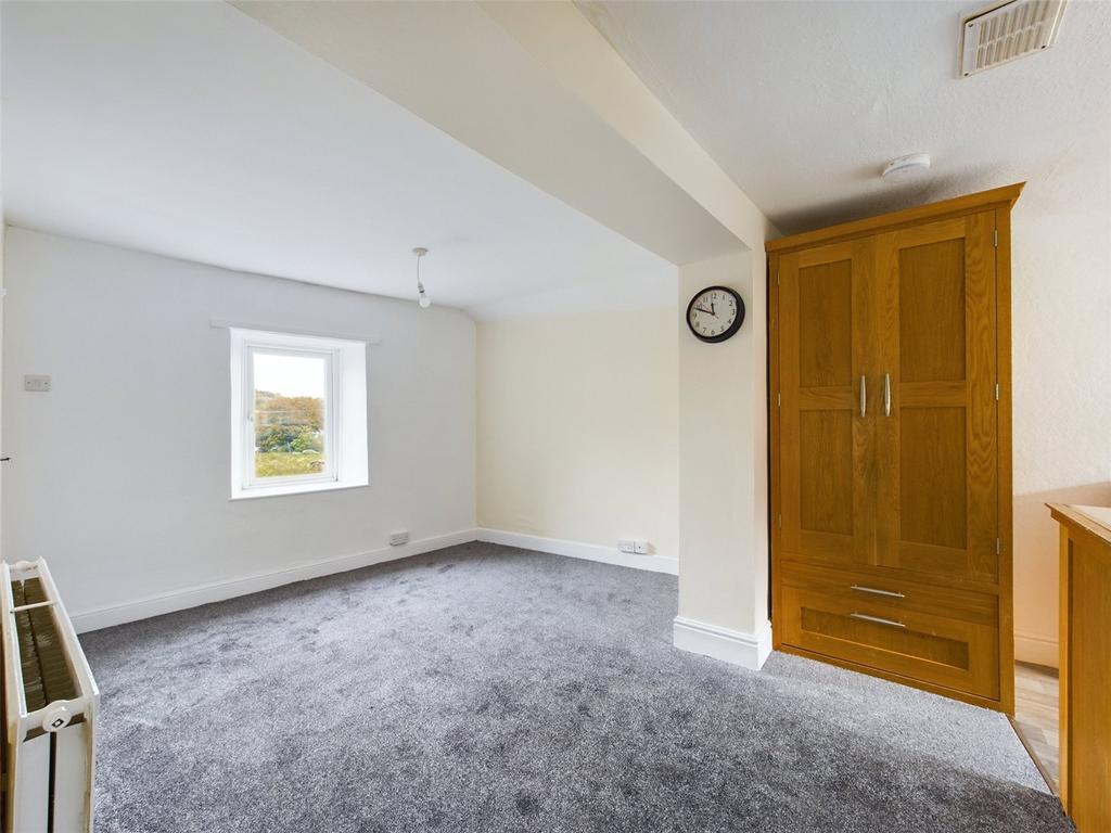 Living/Dining Area