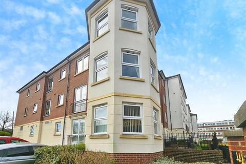1 bedroom retirement property for sale, Windsor Way, Aldershot