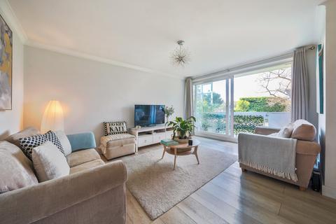 2 bedroom flat for sale, Queens Road, Kingston Upon Thames, KT2