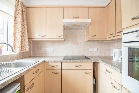 1 bedroom flat for sale, Green Haven Court,  London Road, Cowplain, PO8 8EW