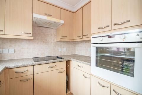 1 bedroom flat for sale, Green Haven Court,  London Road, Cowplain, PO8 8EW