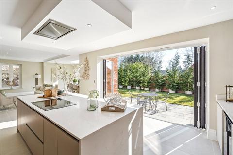 5 bedroom detached house for sale, Claremont Place, Firs Walk, Northwood, HA6
