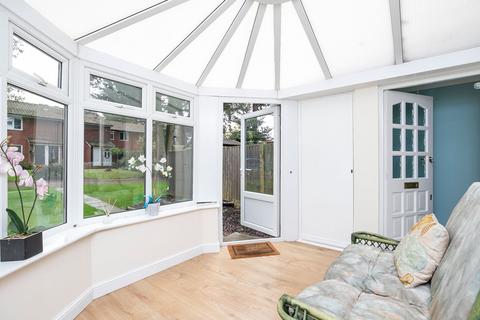 45 Garnon Mead, Coopersale, Epping, CM16 7RW