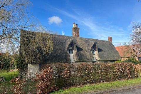 3 bedroom cottage for sale, Hemingstone, Near Ipswich, Suffolk