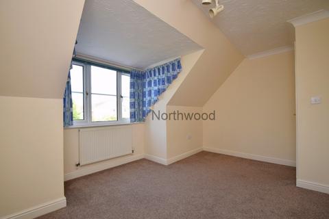 52 Bladen Drive, Rushmere St Andrew, Ipswich, IP4 5UG