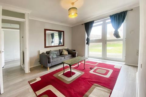 2 bedroom flat to rent, Avondale Court, Avondale Road,  E16 4PU