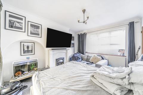333 Croydon Road, Caterham, CR3 6PL