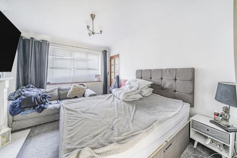333 Croydon Road, Caterham, CR3 6PL