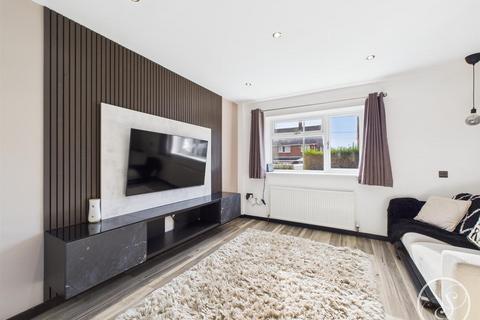 3 bedroom semi-detached house for sale, Hansby Avenue, Leeds