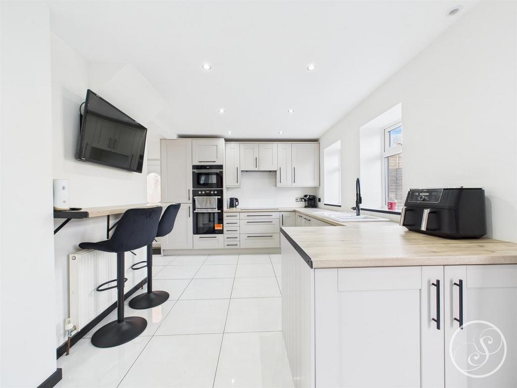 Kitchen diner