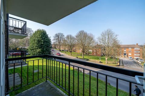 1 bedroom apartment for sale, Scotts Avenue, Shortlands, Bromley, BR2