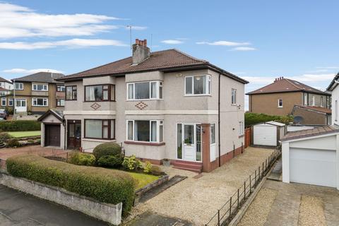 34 Burnside Gardens, Clarkston, Glasgow, G76 7QS