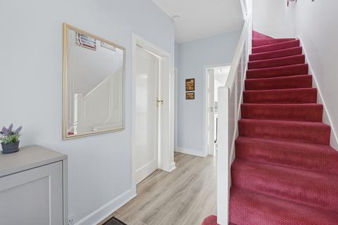 34 Burnside Gardens, Clarkston, Glasgow, G76 7QS