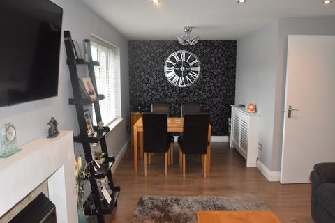 98 Eton Wick Road, Eton Wick, Windsor, SL4 6JW