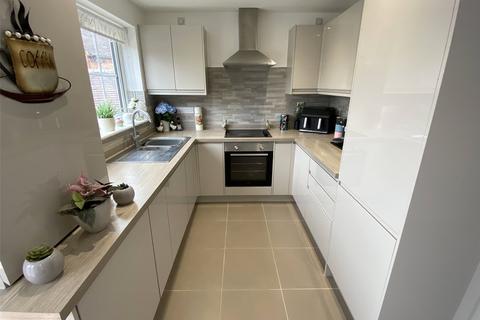 34 Summer Crescent, Wrockwardine Wood, Telford, TF2 7AZ