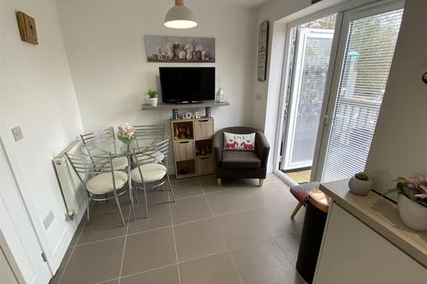 34 Summer Crescent, Wrockwardine Wood, Telford, TF2 7AZ