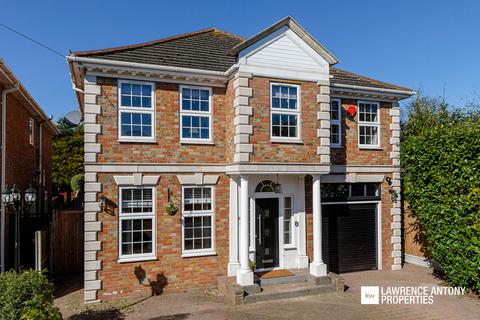 30 High Road, Rayleigh, SS6 7AA
