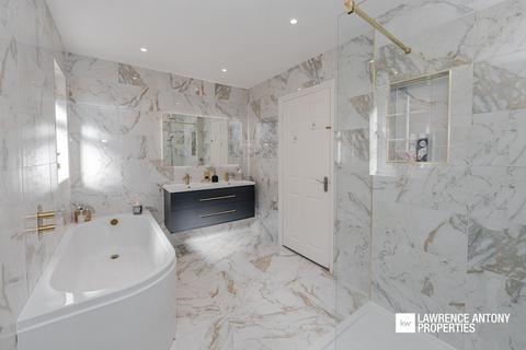 30 High Road, Rayleigh, SS6 7AA