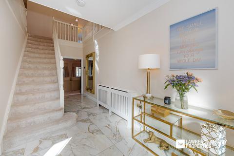 30 High Road, Rayleigh, SS6 7AA