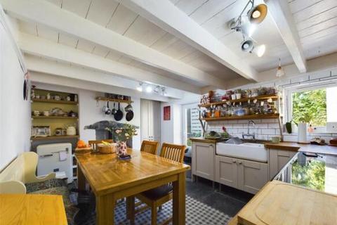 110 High Street, Delabole, PL33 9AQ