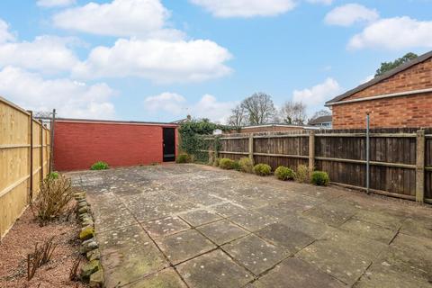 3 bedroom semi-detached house for sale, Dereham Court, Leamington Spa