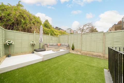 2 bedroom flat for sale, Sherriff Road, London NW6