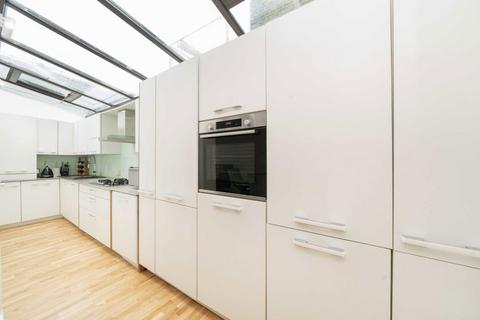 2 bedroom flat for sale, Sherriff Road, London NW6