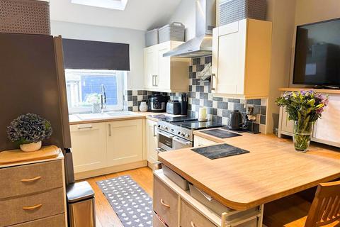 7 Spring Gardens, Cowling, Keighley, BD22 0AX