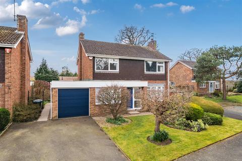 4 bedroom house for sale, 10 Abbotsfield Drive, Shrewsbury, SY2 6DJ