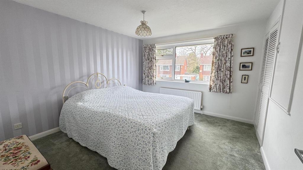 10 A Bed 1.jpg