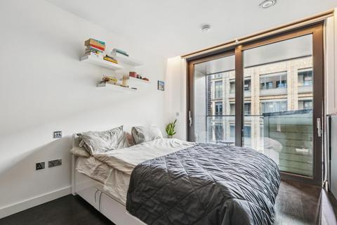 2 bedroom flat for sale, Haines House, 10 Charles Clowes Walk, Nine Elms SW11