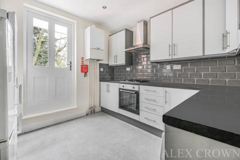 6 bedroom flat to rent, Lower Clapton Road, Lower Clapton