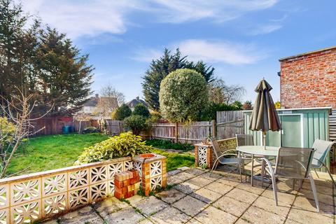 4 bedroom semi-detached house for sale, Wetheral Drive, Stanmore, HA7
